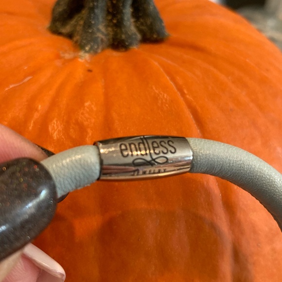 Endless Leather Bracelet w/7 SS Charms - Picture 5 of 5